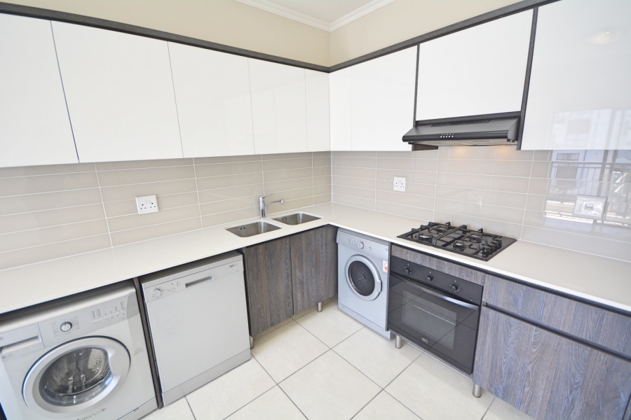 To Let 1 Bedroom Property for Rent in Sandown Western Cape